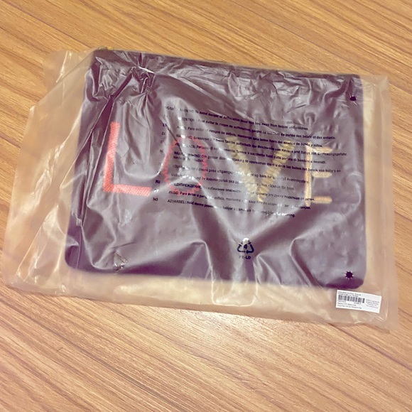 Stella & Dot Embroidered Love Pouch - Picture 3 of 4